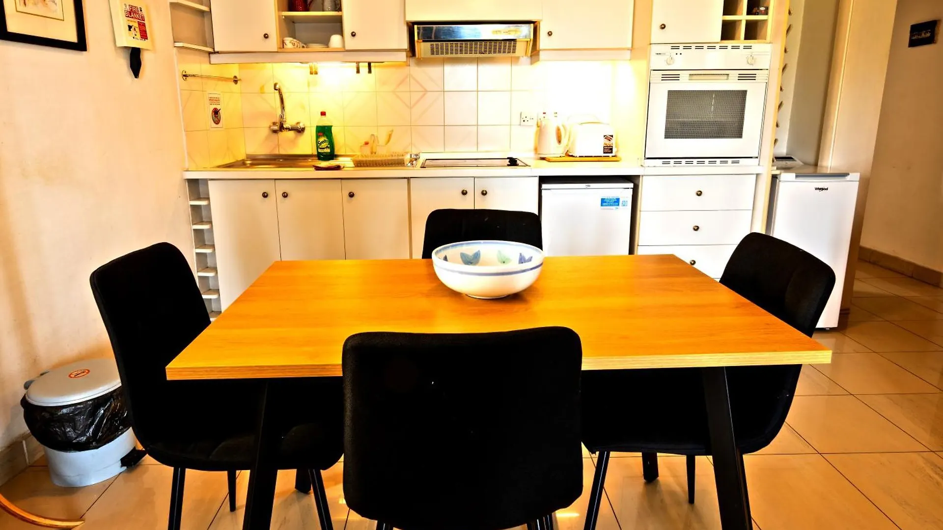 Vic- Seafront Apartment Sliema