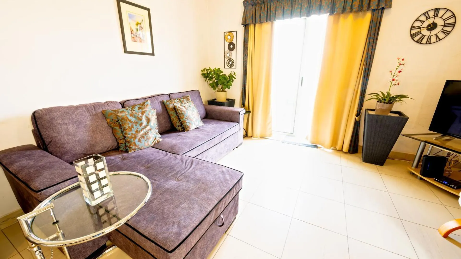 Vic- Seafront Apartment location